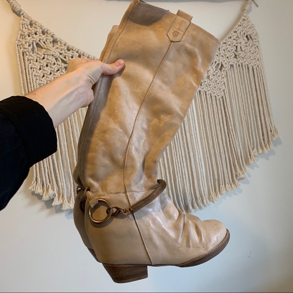 Vero Cuoio Beige Wegde Leather High Boot 👢